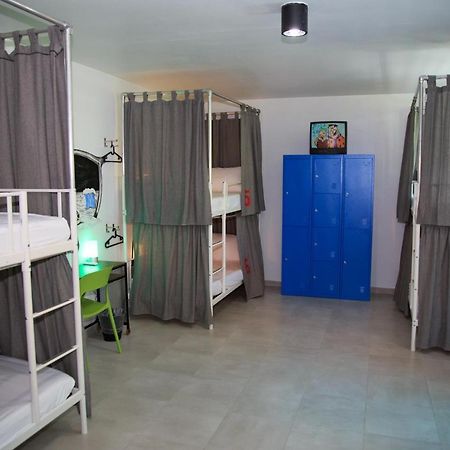 Nomada Beach Hostel- Isla Verde San Juan Bagian luar foto