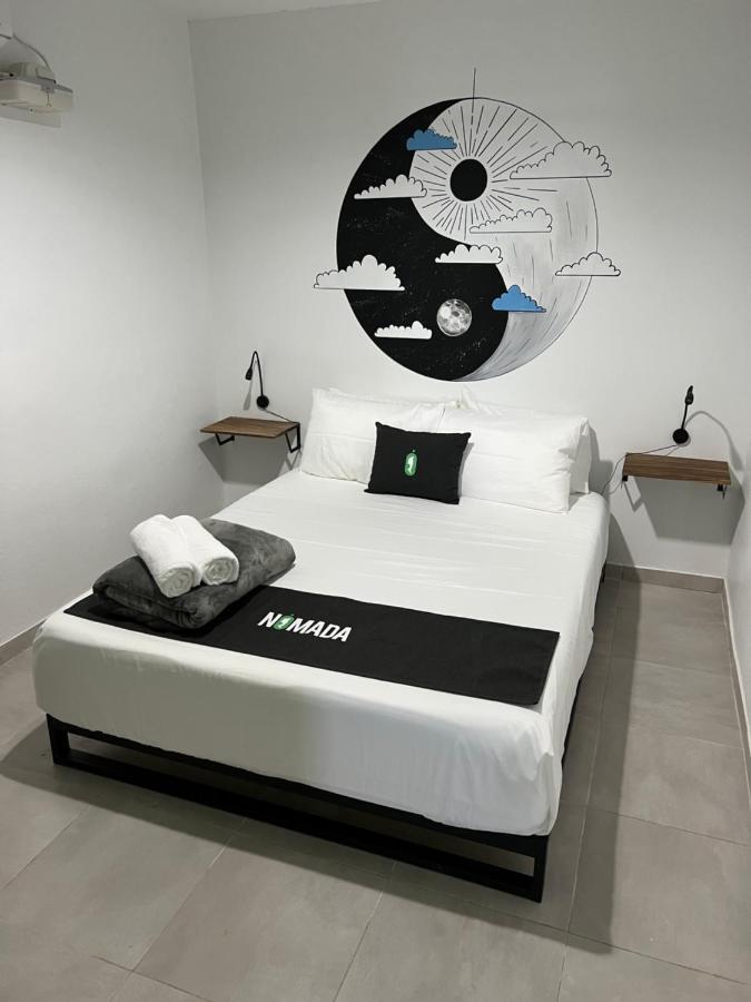 Nomada Beach Hostel- Isla Verde San Juan Bagian luar foto
