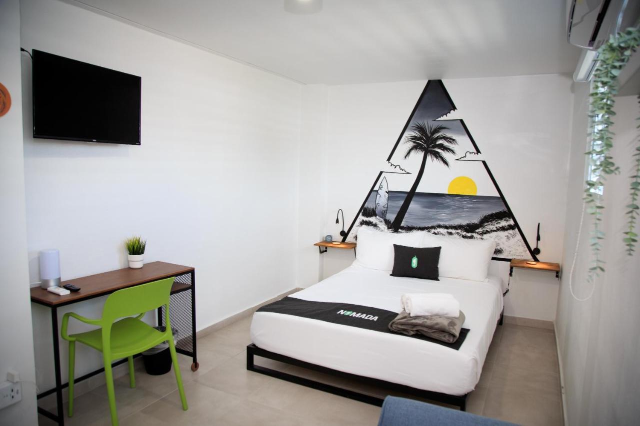 Nomada Beach Hostel- Isla Verde San Juan Bagian luar foto