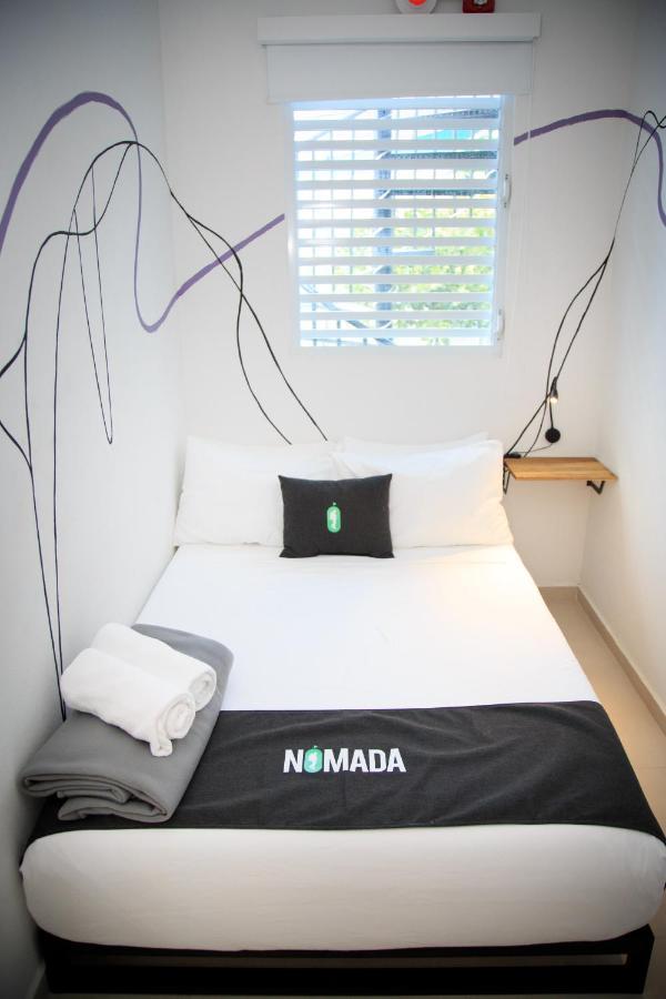 Nomada Beach Hostel- Isla Verde San Juan Bagian luar foto