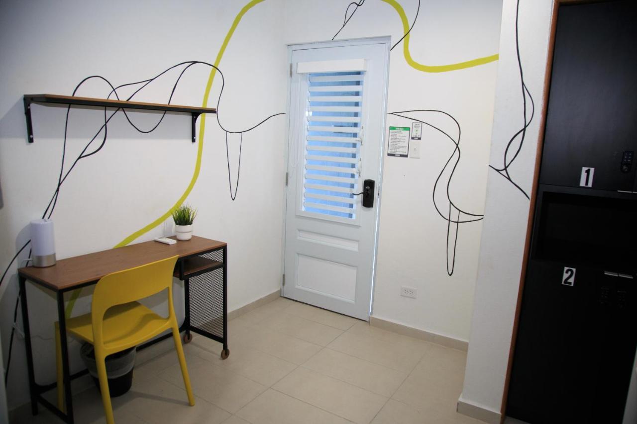Nomada Beach Hostel- Isla Verde San Juan Bagian luar foto