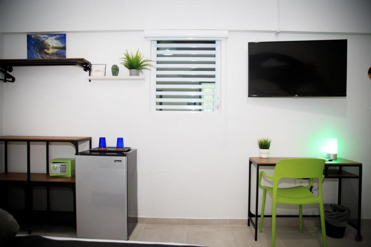 Nomada Beach Hostel- Isla Verde San Juan Bagian luar foto